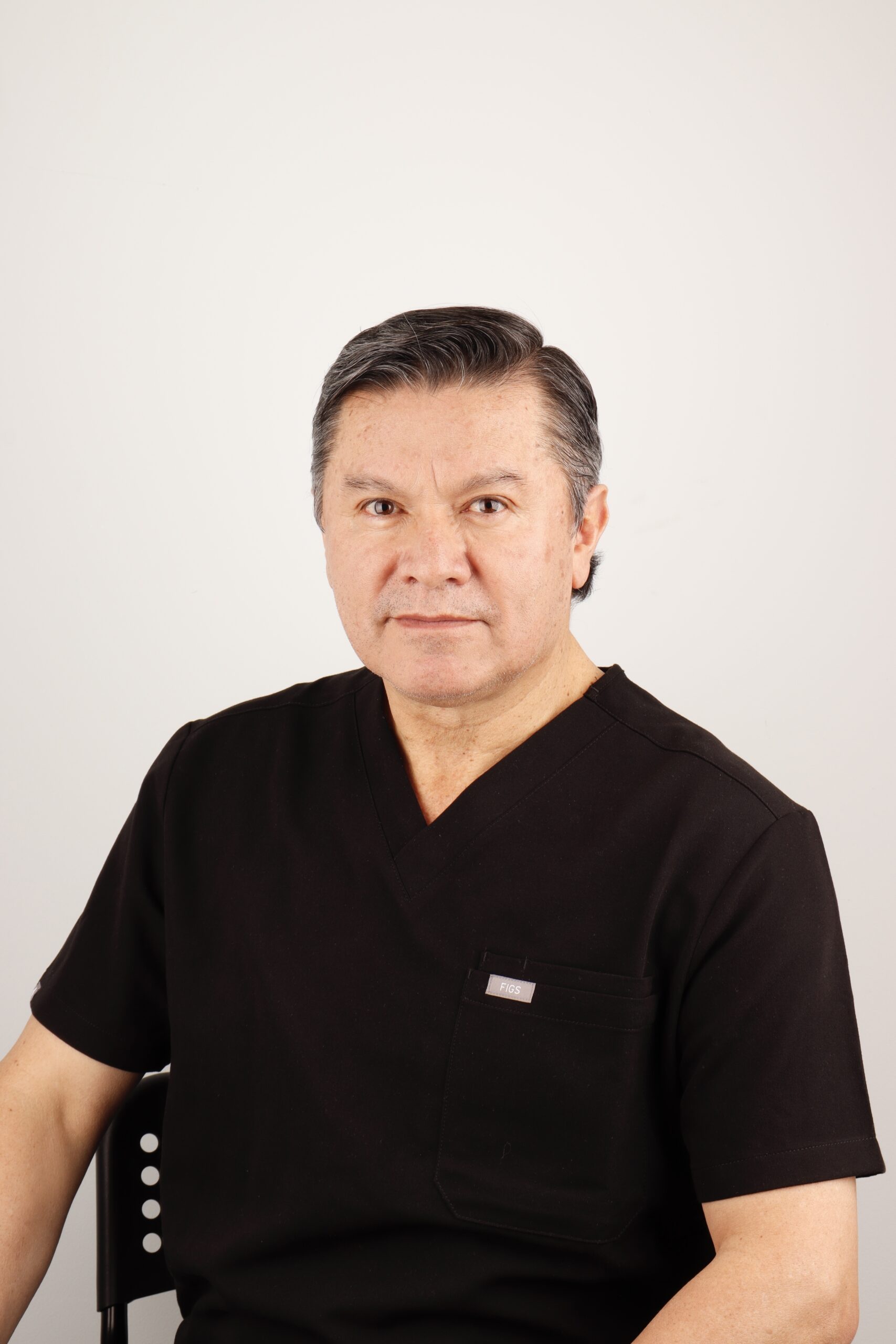 Dr. Edgar Carrillo